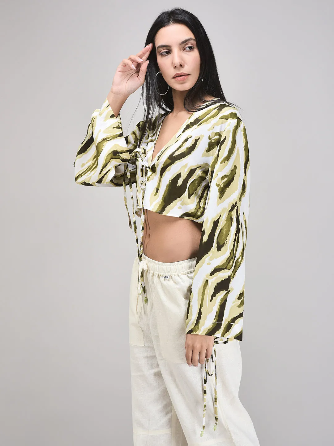 ARIA KNOTTED TOP