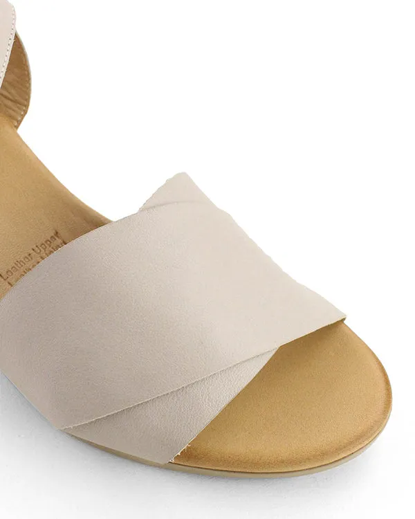 BUENO JOSIE WEDGES