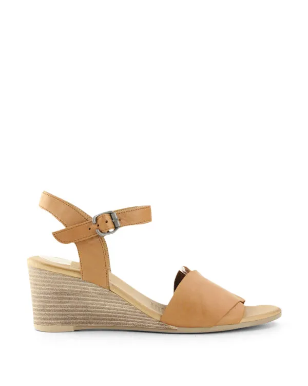 BUENO JOSIE WEDGES