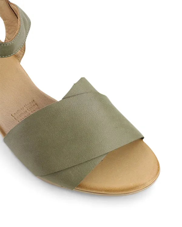 BUENO JOSIE WEDGES