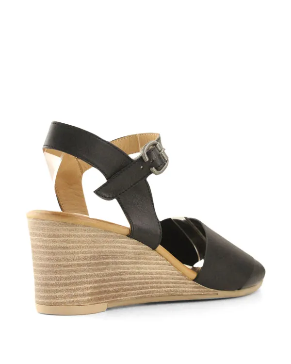 BUENO JOSIE WEDGES