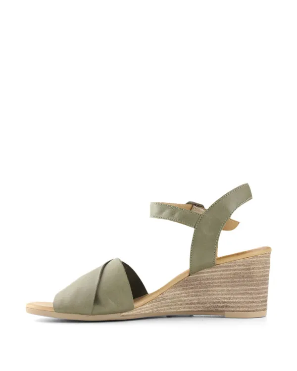 BUENO JOSIE WEDGES