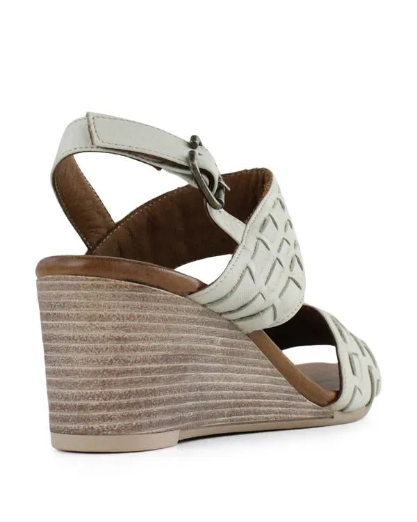 BUENO MISTY WEDGES
