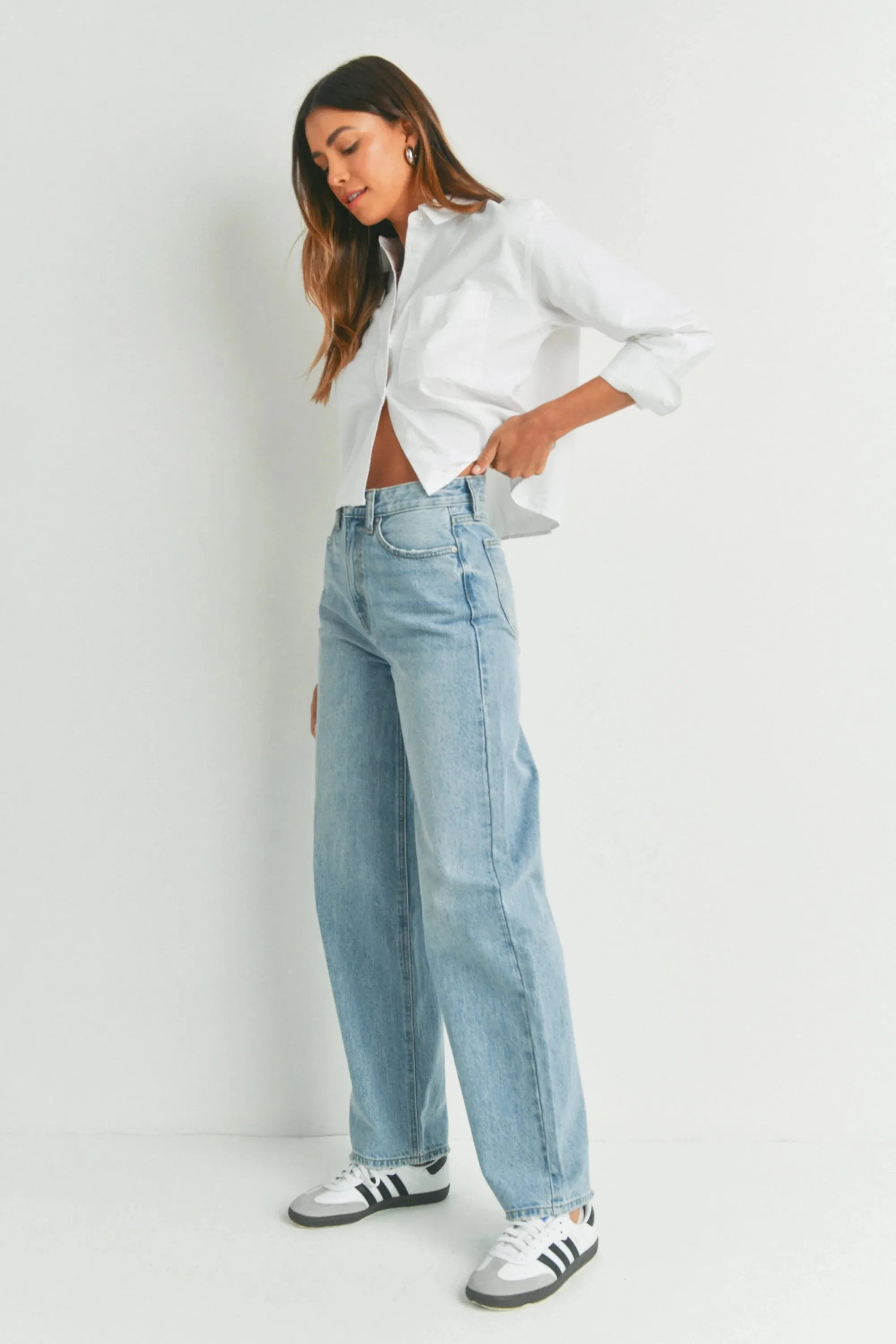 HIGH WAISTED SKATER JEAN