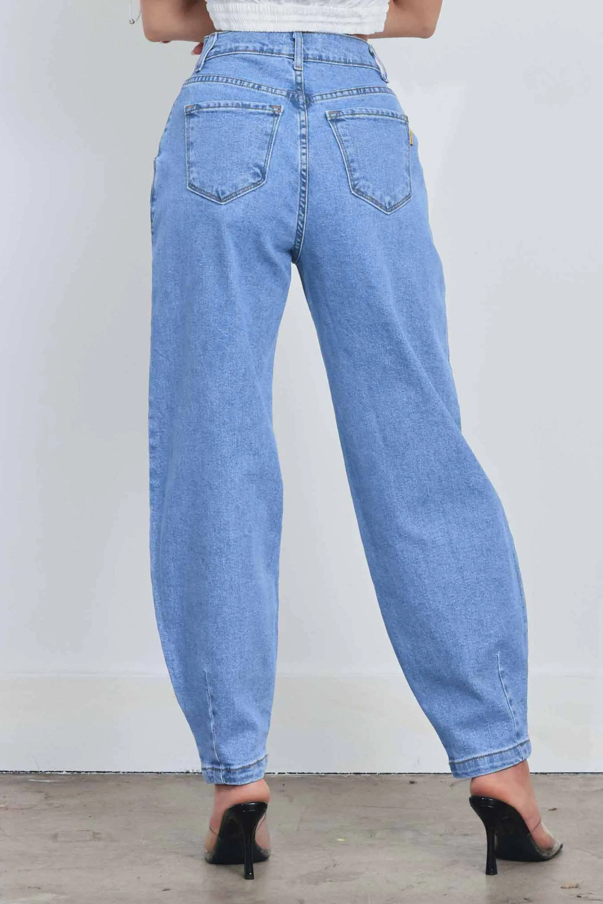 Slouchy High Waisted Jeans