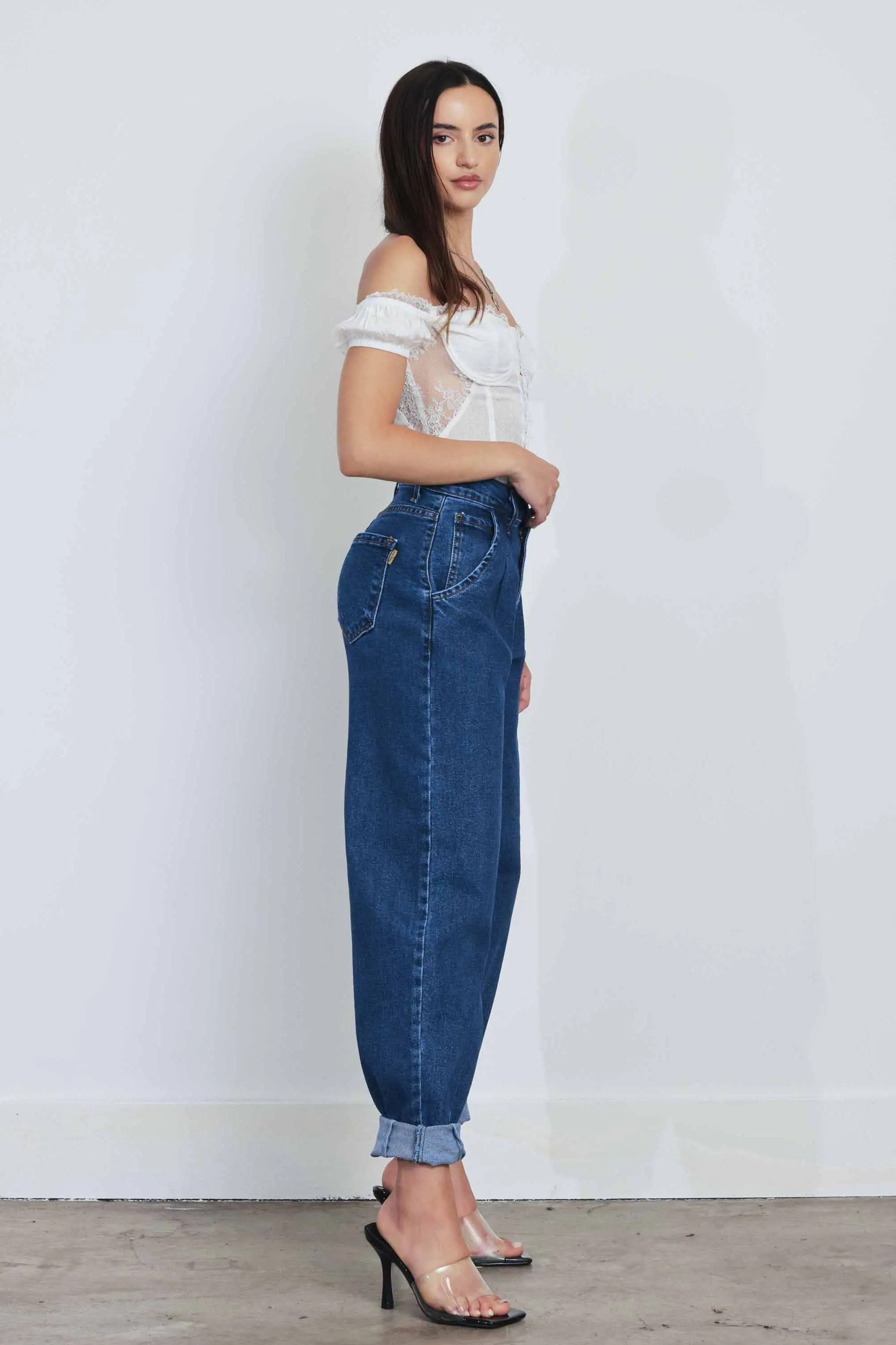 Slouchy High Waisted Jeans
